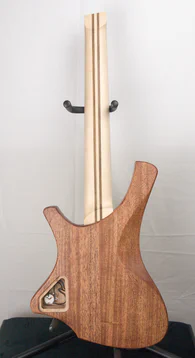 Guitare électrique, modèle Headless 7 - Photo #1