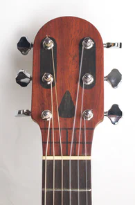 Guitalélé en padouk - Photo #1