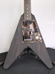 V inspiration télécaster, bois 'upcyclés' - Preview