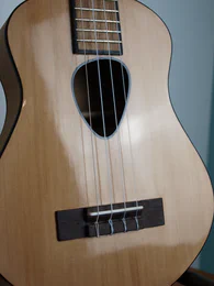 Ukulélé tenor en chêne - Photo #2