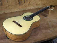 Guitare Classique n° 58 : olivier et épicéa - Photo #0