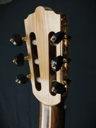 Guitare classique 50 : olivier et cèdre - Photo #6