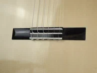 Guitare classique 51 : ébène et épicéa - Photo #3