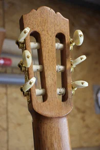 Guitare Classique n° 60 : padouk et cèdre - Photo #15