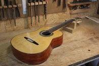 Guitare Classique n° 65 : padouk et cèdre - Photo #4